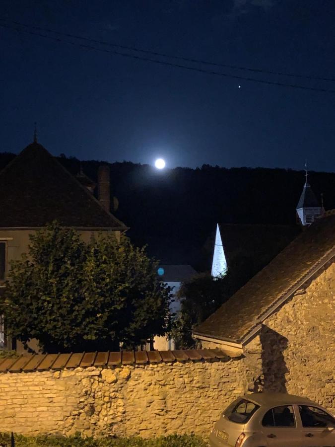 Maison De Campagne Entre Vigne Et Bois Chablis Eksteriør billede